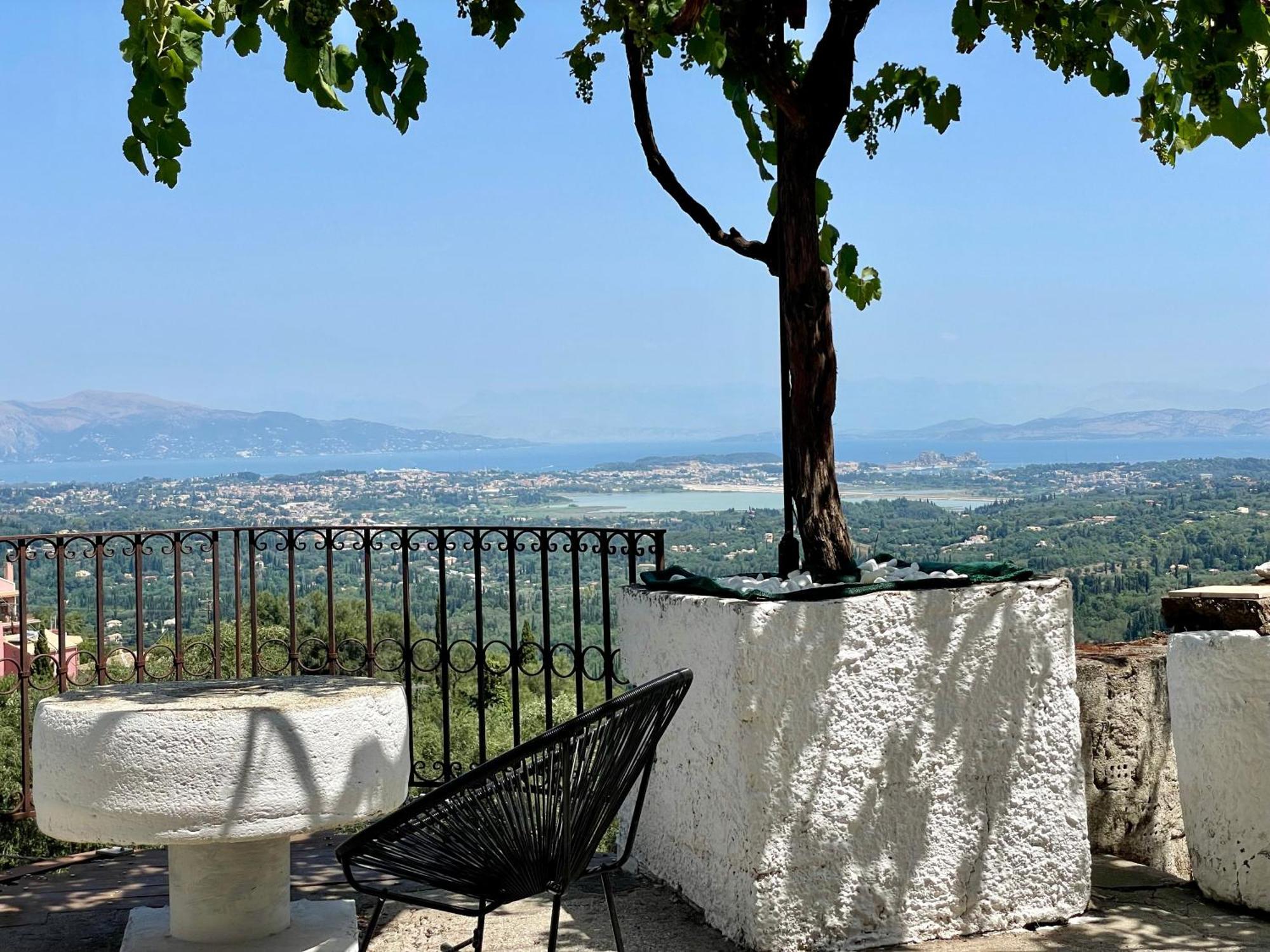 Mary'S House With Panoramic View Villa Agioi Deka  Bagian luar foto